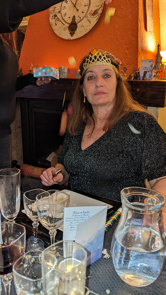 PXL_20231231_235338632