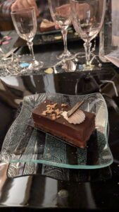 PXL_20251231_232407095